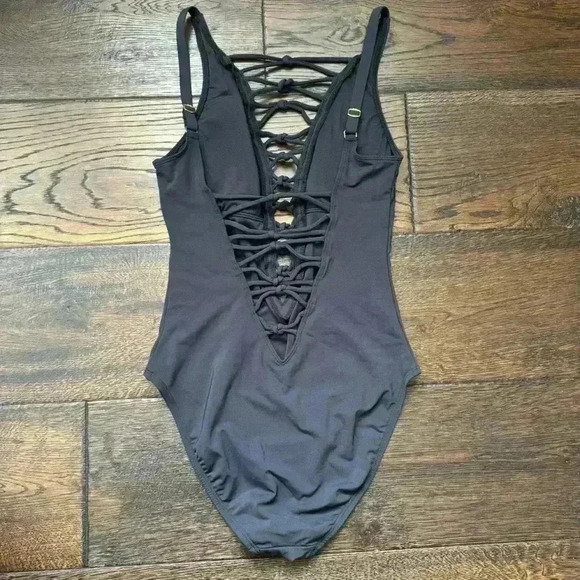 BLEU  ROD BEATTIE® One Piece Swim Suit - Picture 3 of 8